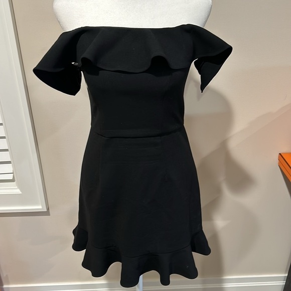 French Connection dress - Picture 2 of 6